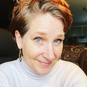 Meet your Posher, Denise